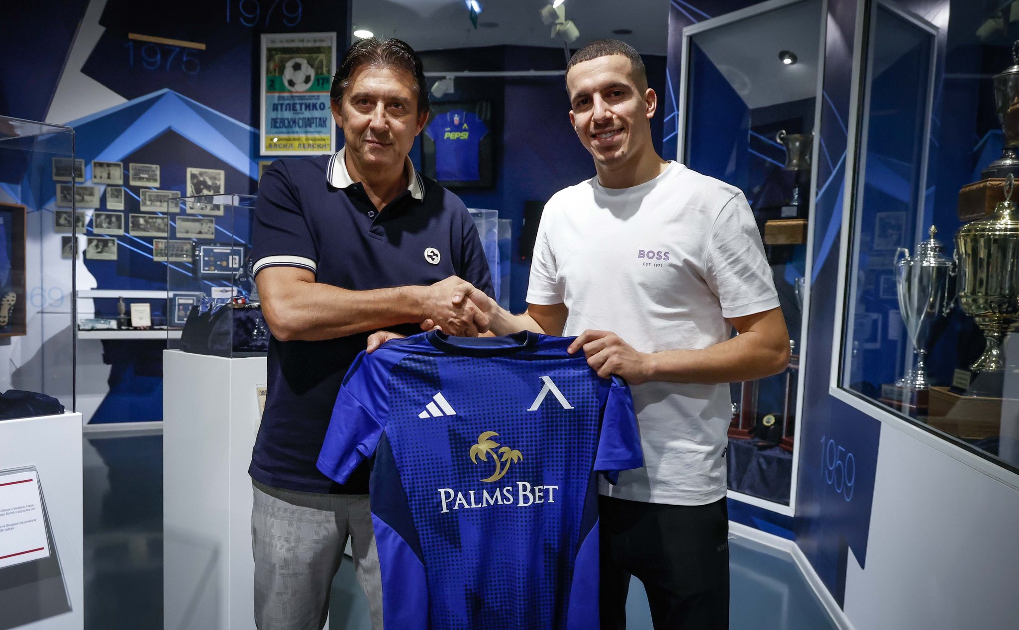 MCA: Bouras quitte le Mouloudia et rejoint le Levski Sofia (Officiel)