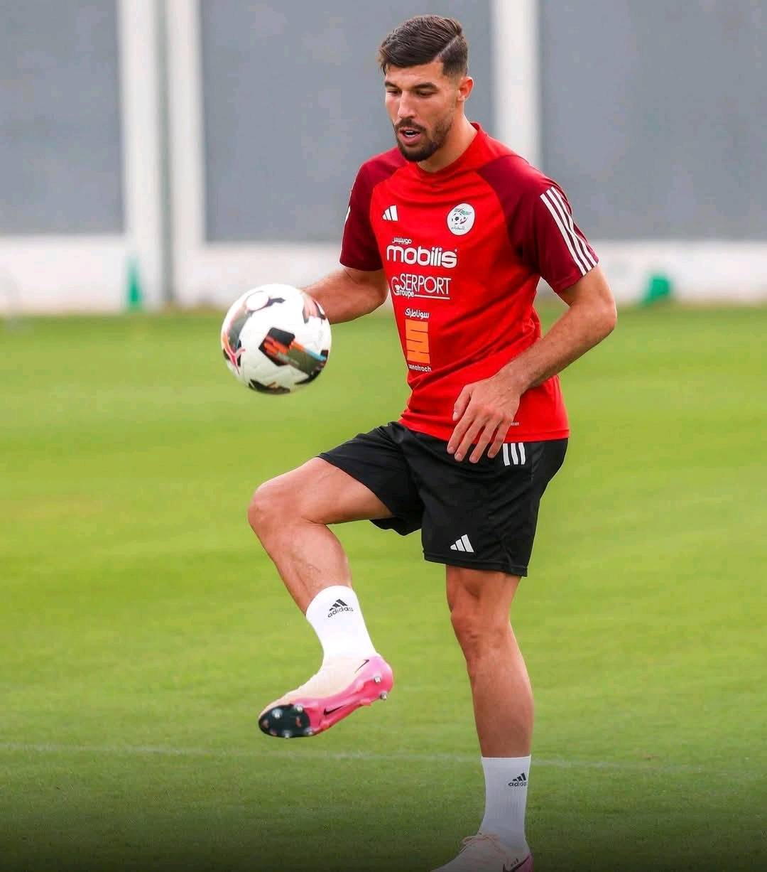 Mahious rejoint la JSK