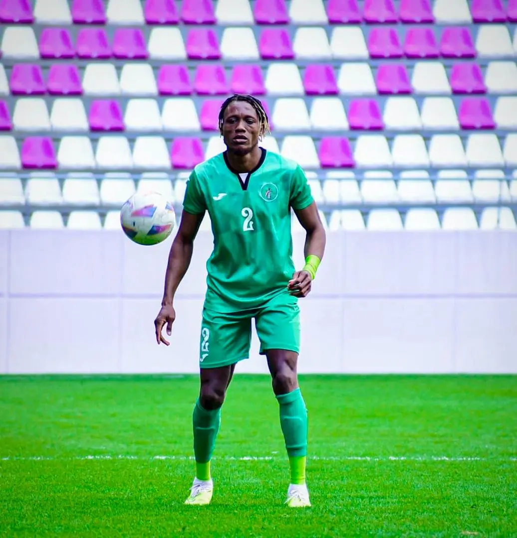 Ligue 1 : le CSC dément tout lien contractuel avec le Nigérian Gbadebo